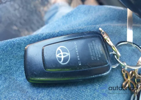 2018 Toyota Camry Se from USA, damaged, VIN 4T1B11HK6JU017621